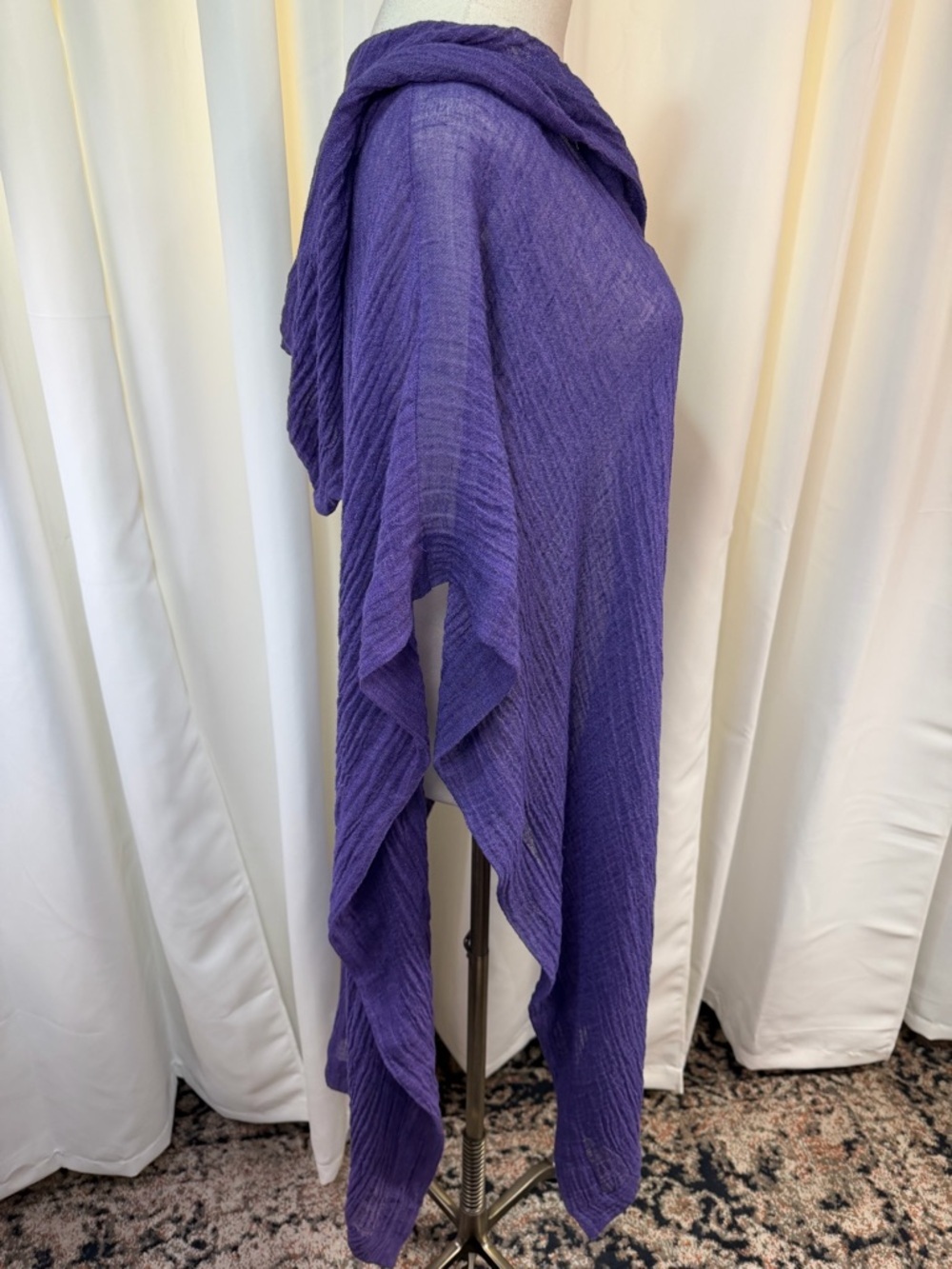 NWT Lisa Marie Fernandez ‘Oversized Crinkled Linen-Blend Gauze Poncho’ in Purple - Picture 10 of 16